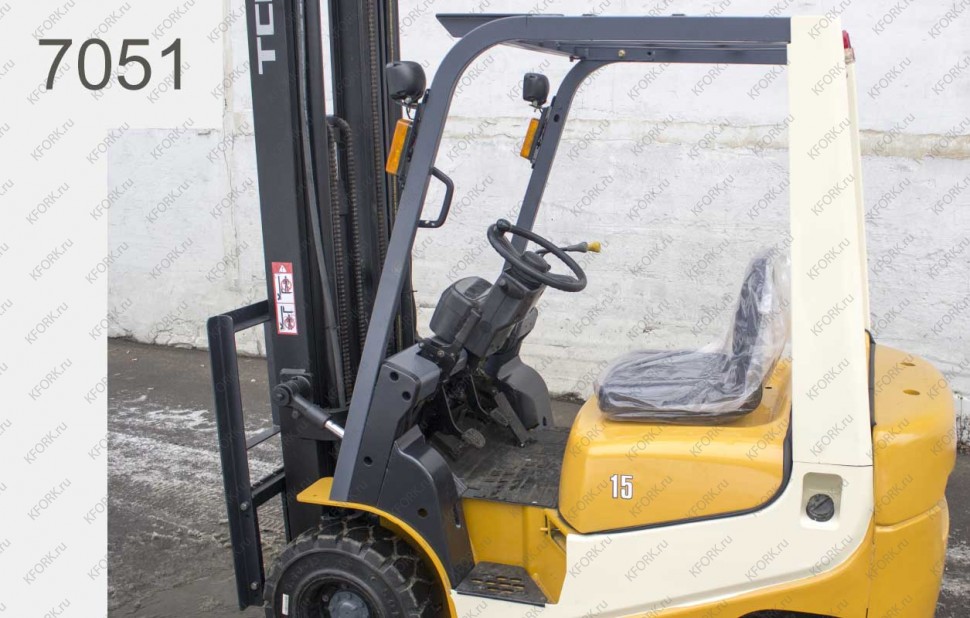 Бензиновый автопогрузчик TCM 7051 Б/У