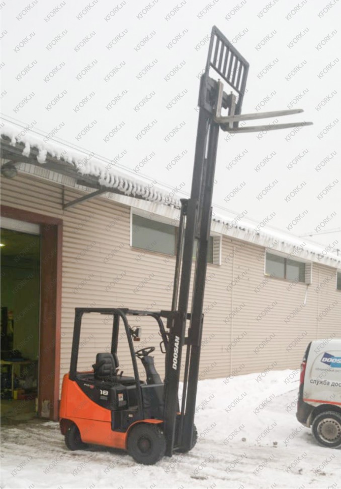 Дизельный погрузчик Doosan D18S-5 КМ195 Б/У