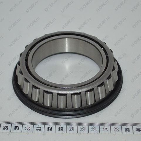 Подшипник ступицы с сальником в сборе D700897 Doosan Аналог